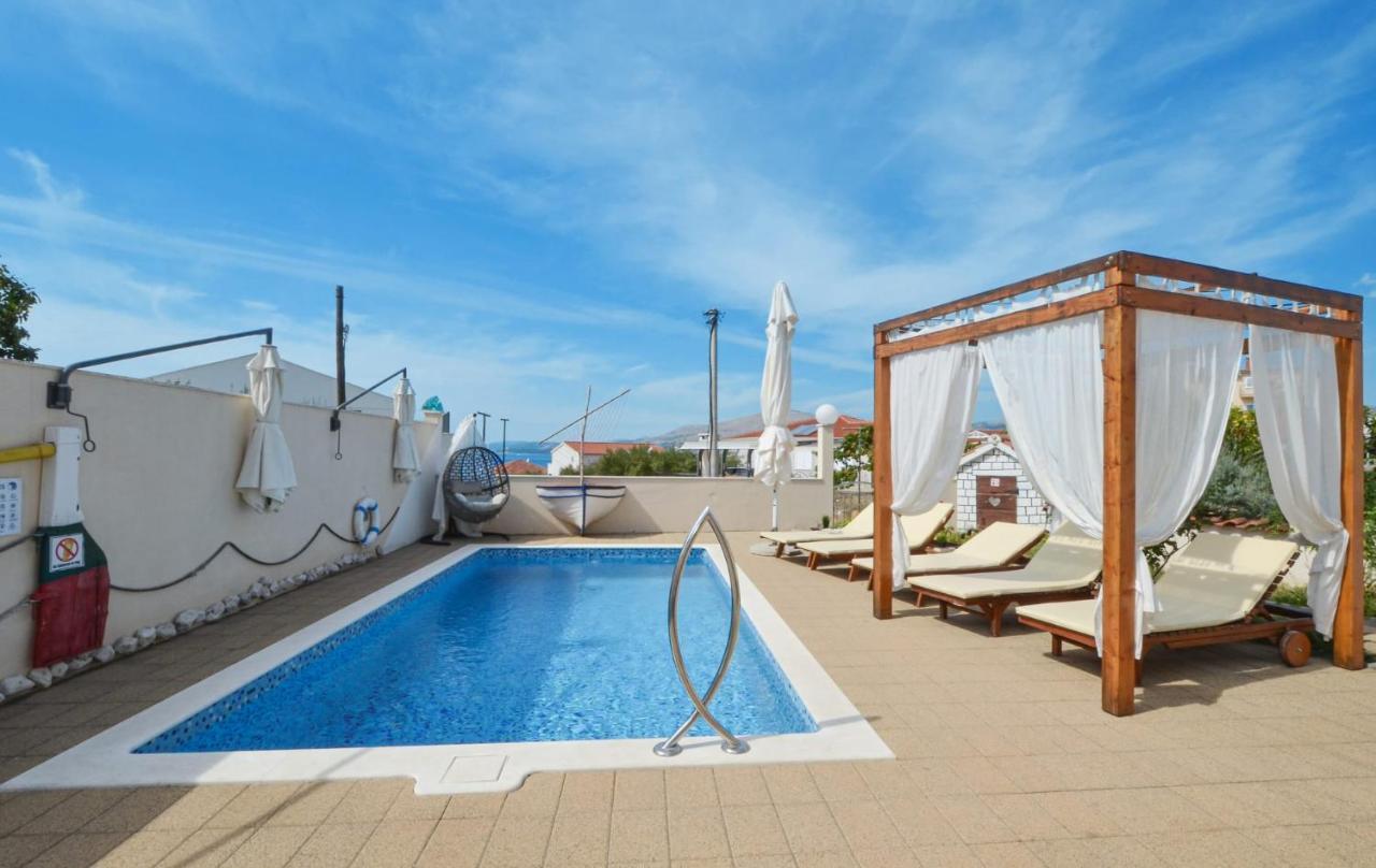 Apartments Santo Trogir - Okrug Gornji Zewnętrze zdjęcie