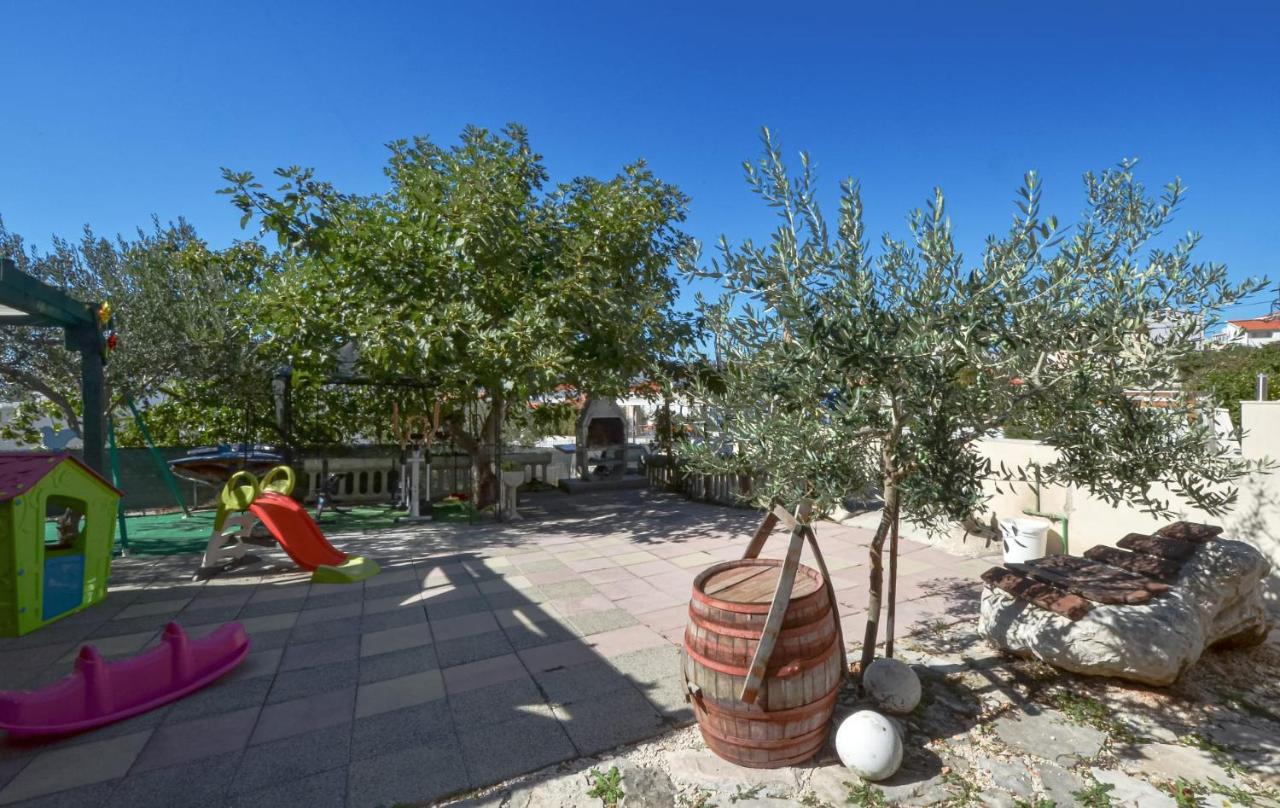 Apartments Santo Trogir - Okrug Gornji Zewnętrze zdjęcie