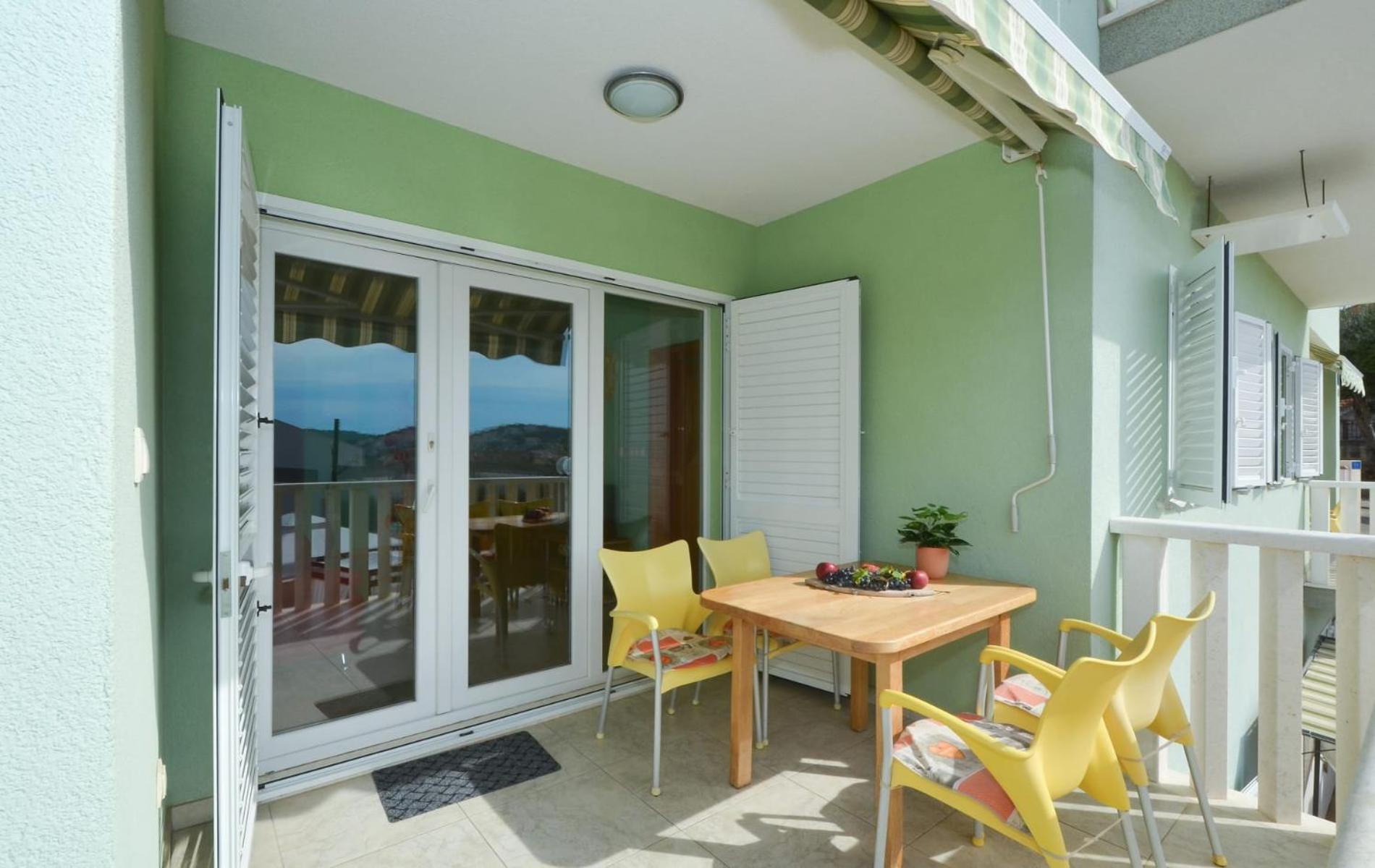 Apartments Santo Trogir - Okrug Gornji Zewnętrze zdjęcie